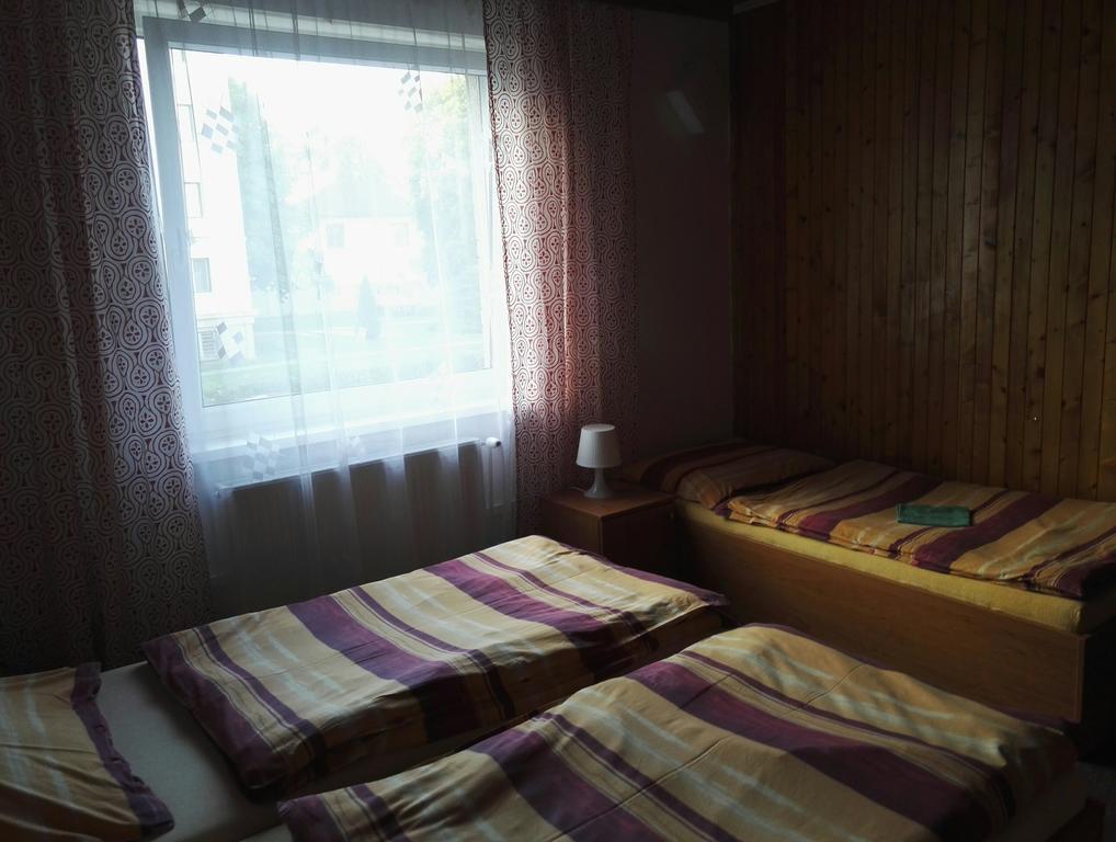 Penzion Tenis Подєбради Екстер'єр фото